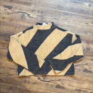 Maeve by Anthropologie cropped mock neck sweater, size small